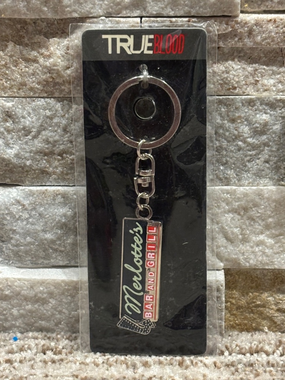 True Blood “Merlotte’s Bar And Grill” Keychain